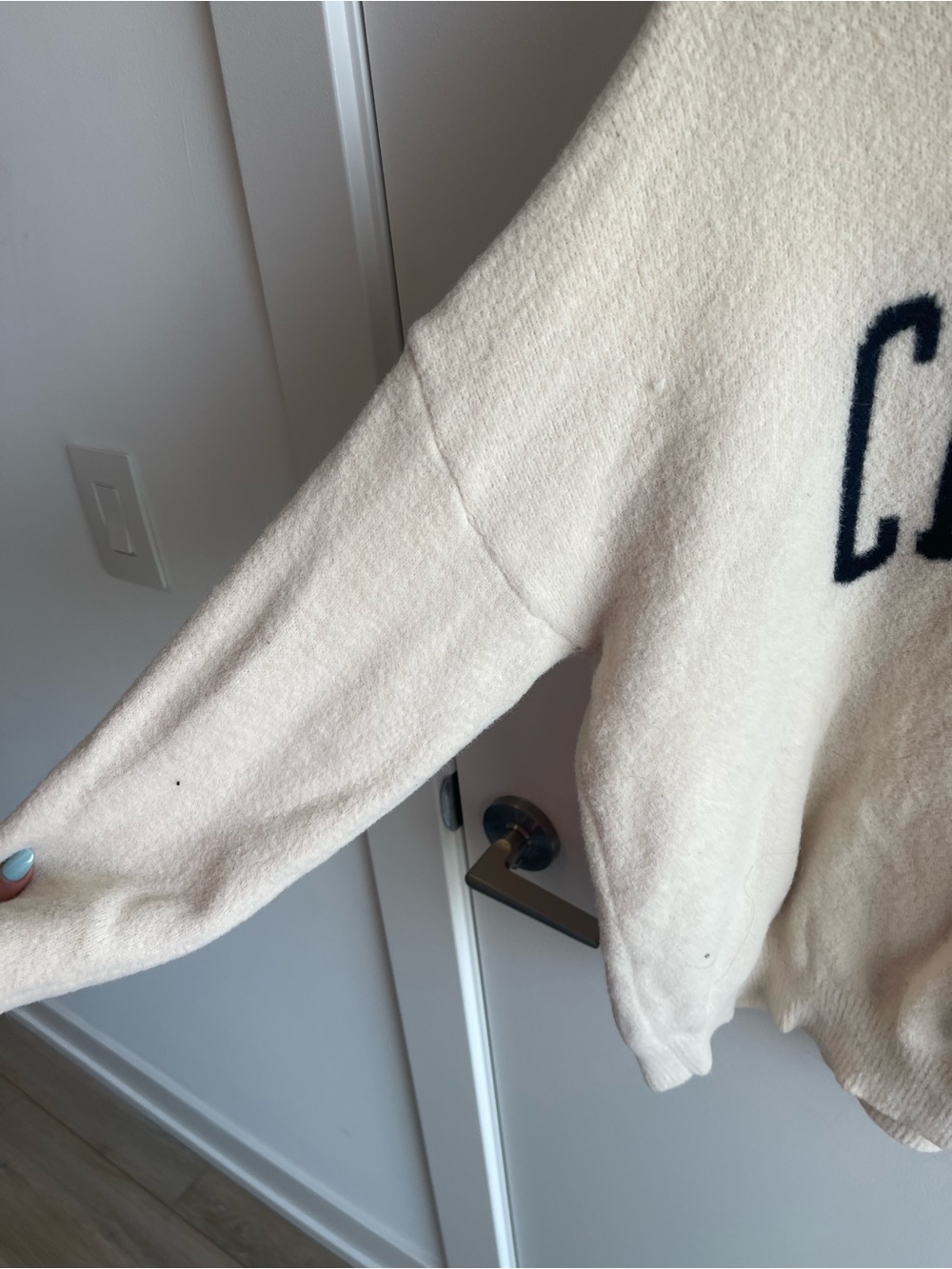 Thread and Supply Cream 'Chicago' Knit Sweater - Classic Pullover - Picture 4 of 5